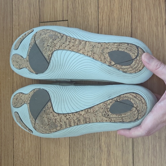 Gently used Metallic Canvas Flats - Size 8.5 - Picture 4 of 9